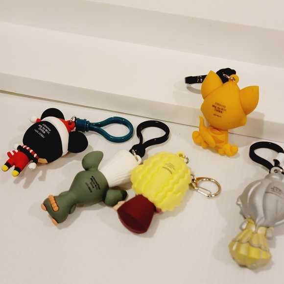 Disney Princess Blind Bag Figural Keychain Set 3D Figures - Picture 10 of 10